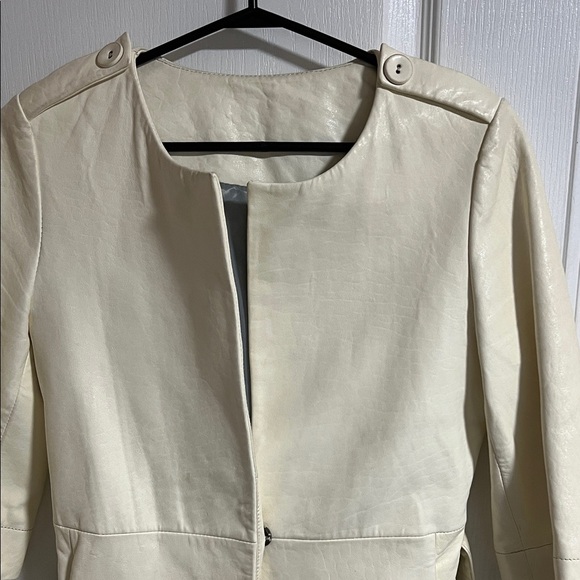 Italian Leather Off White Belted Coat - Picture 11 of 16